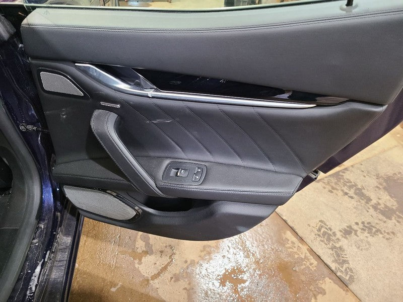 GHIBLI    2019 Rear Side Door 664927