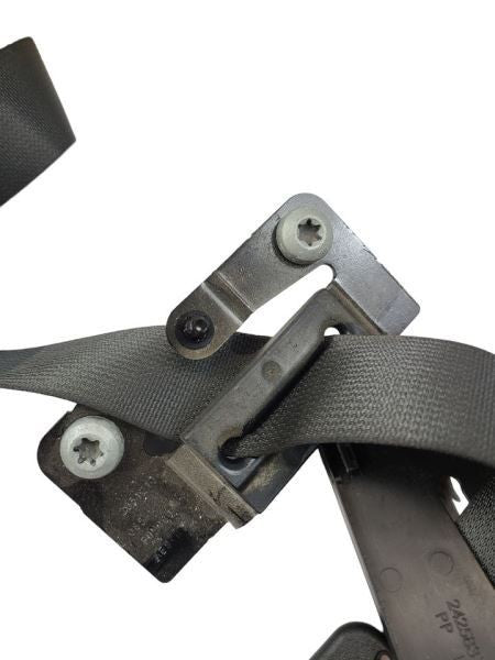 REAR F150      2012 Center Retractor Seat Belt Rear 585290