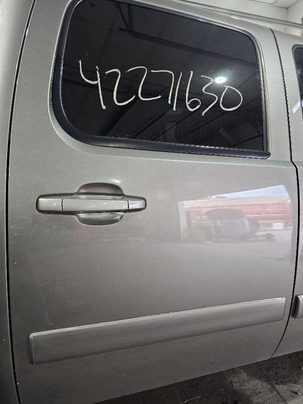 Passenger Rear Side Door Crew Cab Fits 07-14 SIERRA 2500 PICKUP 645786