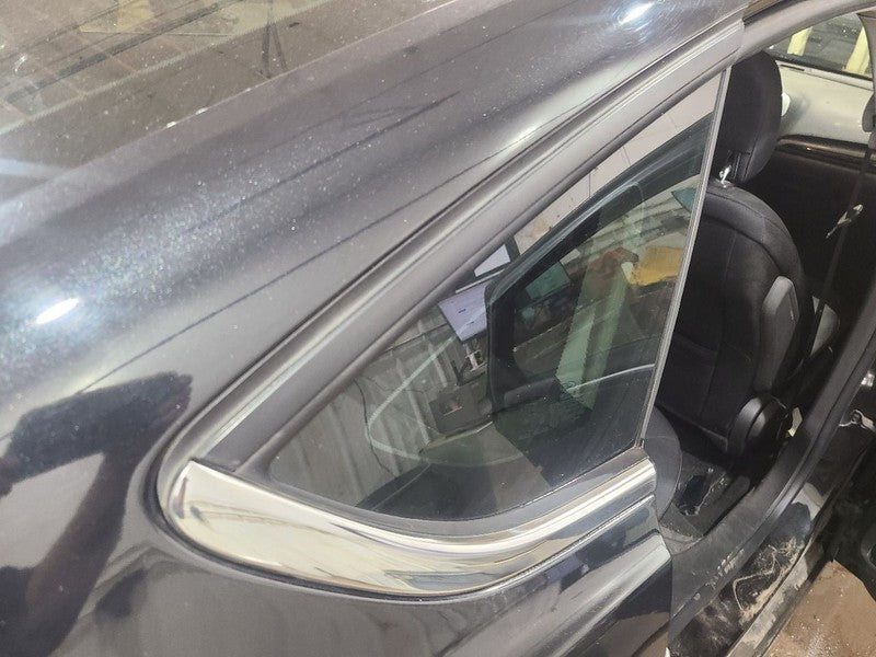 Passenger Quarter Glass Chrome On Bottom Only Fits 13-20 FUSION 651341