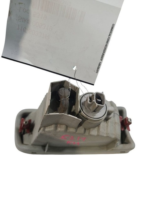 Passenger Corner/Park Light Park Lamp-turn Signal Fits 99-02 4 RUNNER 