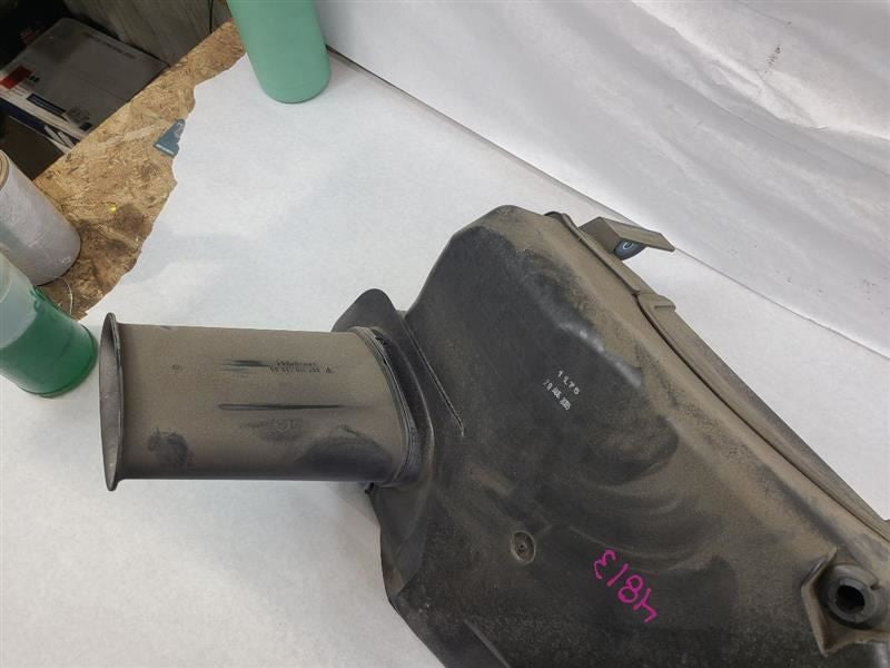 Air Cleaner Fits 05-08 PORSCHE BOXSTER 605654