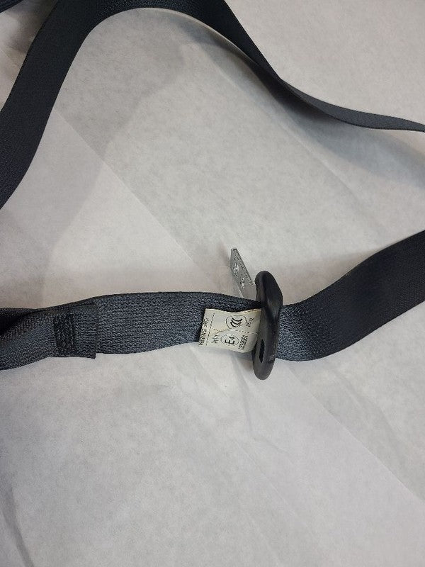 OUTLAN SP 2017 Seat Belt Rear 610663