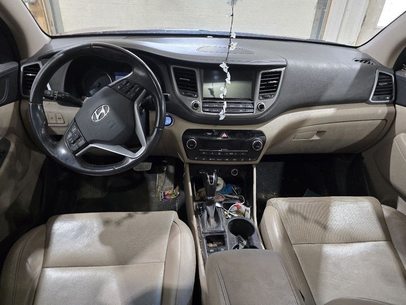 Seat Belt Front Bucket Seat Passenger Buckle Fits 16-18 TUCSON 631031