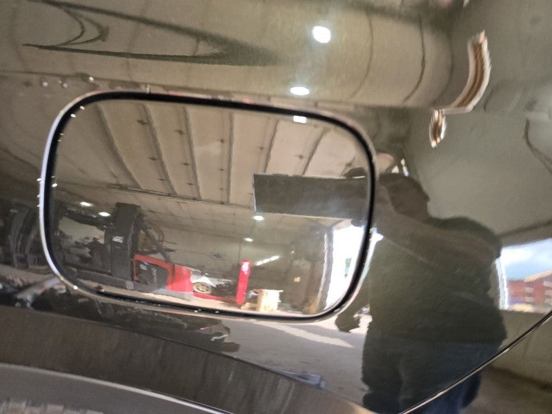 CR-V      2018 Fuel Filler Door 647078