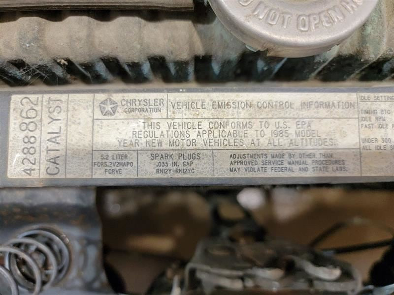 FRONT FIFTH AVE 1985 Center Lap Belt Seat Belt Front 556862