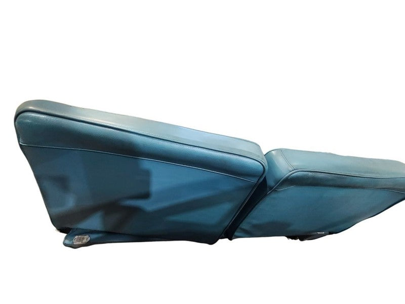 DART      1963 Front Seat 671217