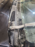 QX4       1999 Cowl 658251
