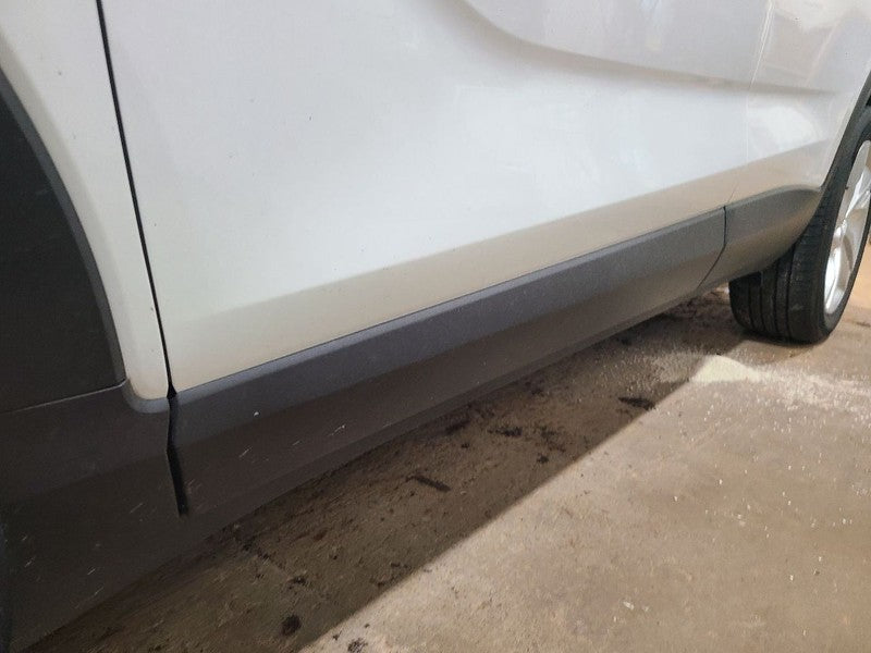 Driver Left Front Door Fits 20-25 ENCORE GX 679761