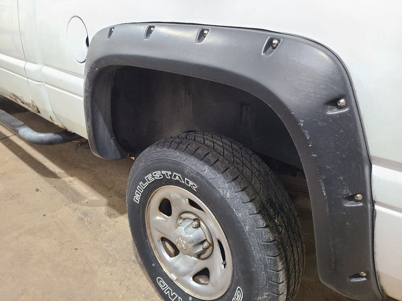 RAM1500   1998 Fender Flare/Extension 665636