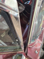 GRAND-WAG 1991 Door Moulding Front 678958