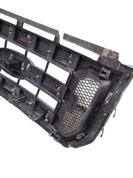 Grille XLT 3 Chrome Center Bars Fits 15-17 FORD F150 PICKUP 580042