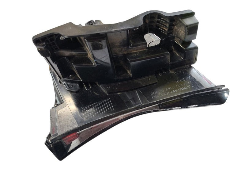 Driver Tail Light US Built Quarter Panel Mounted LED Fits 23 SPORTAGE 