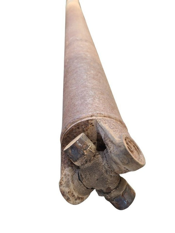 Rear Drive Shaft 4WD 131.5" Wb 4 Speed Fits 90-91 CHEVROLET 2500 PICKU