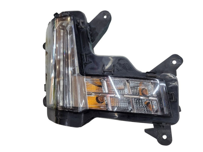 Passenger Corner/Park Light Park Lamp-turn Signal Fits 15-20 ESCALADE 