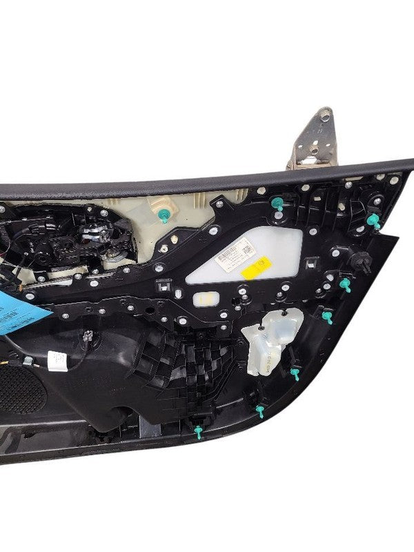 CHEROKEE  2021 Front Door Trim Panel 651880