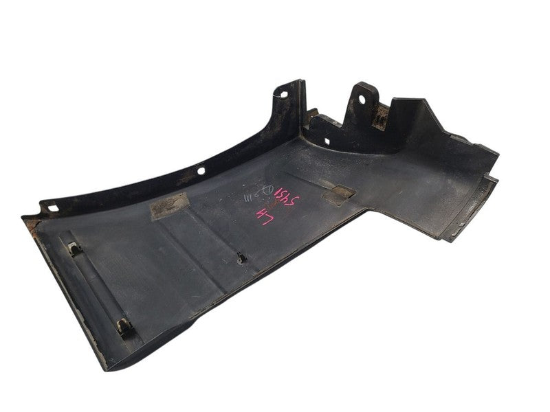 LX470     2002 Fender Moulding 662688