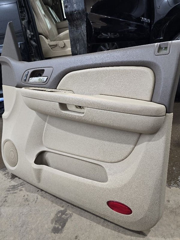 YUKON     2008 Front Door Trim Panel 623938