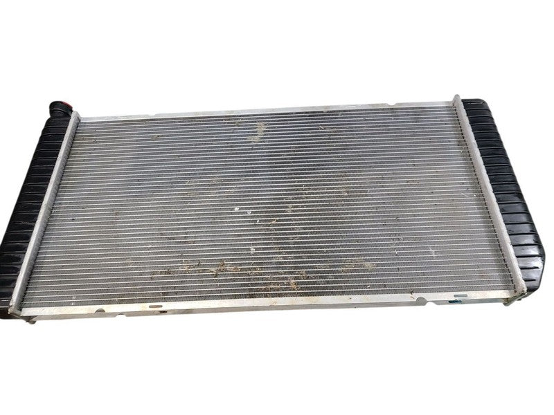 Radiator Without AC Fits 96-00 CHEVROLET 2500 PICKUP 645429