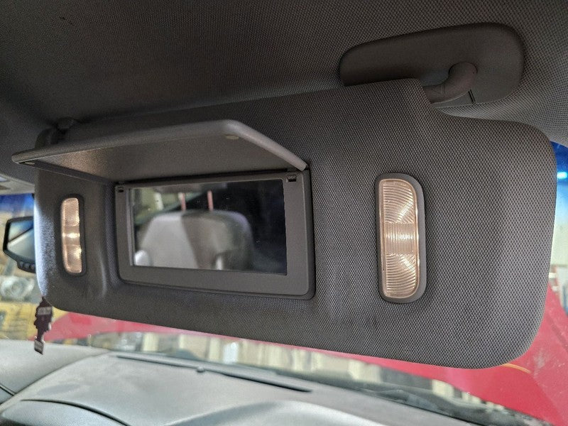 Passenger Right Sun Visor Fits 15-20 SUBURBAN 1500 647337