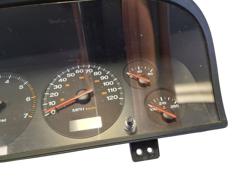Speedometer Cluster LHD MPH Fits 00 GRAND CHEROKEE 622831
