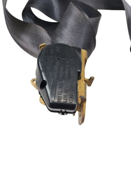 RAM1500   1996 Seat Belt Front 586631