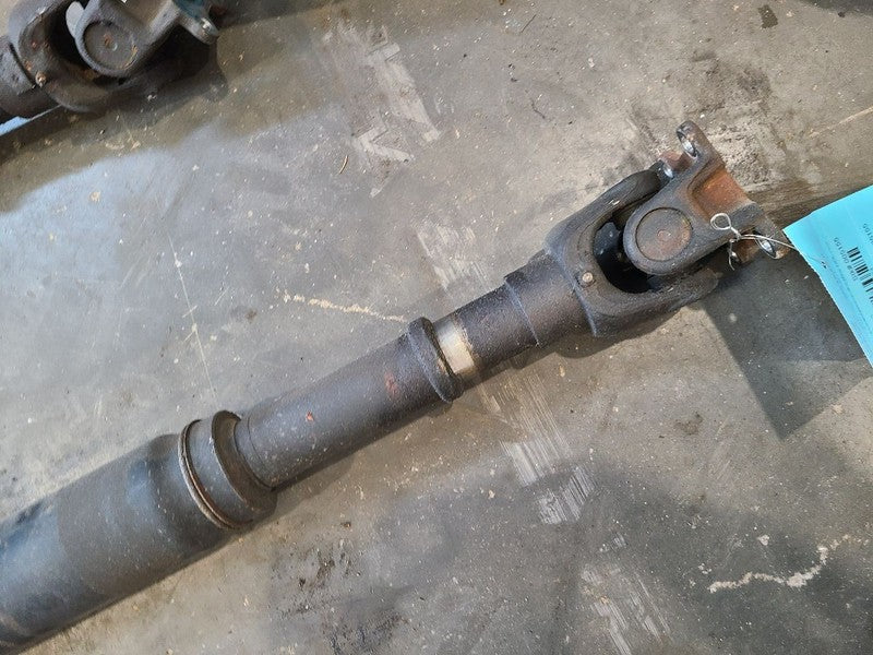 Rear Drive Shaft 8 Cylinder 4WD Fits 03-09 4 RUNNER 639644