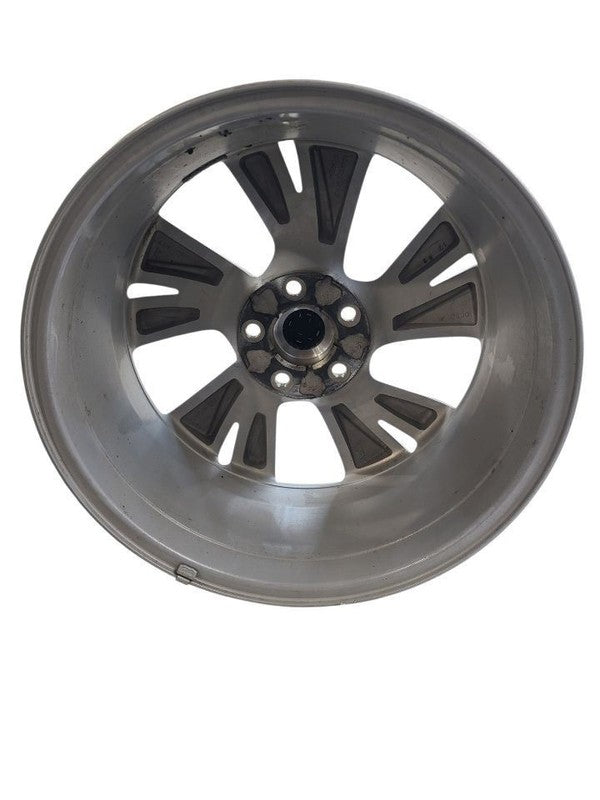 Wheel 18x7-1/2 Painted Silver Opt Rsz Fits 24-26 ENCORE GX 679806