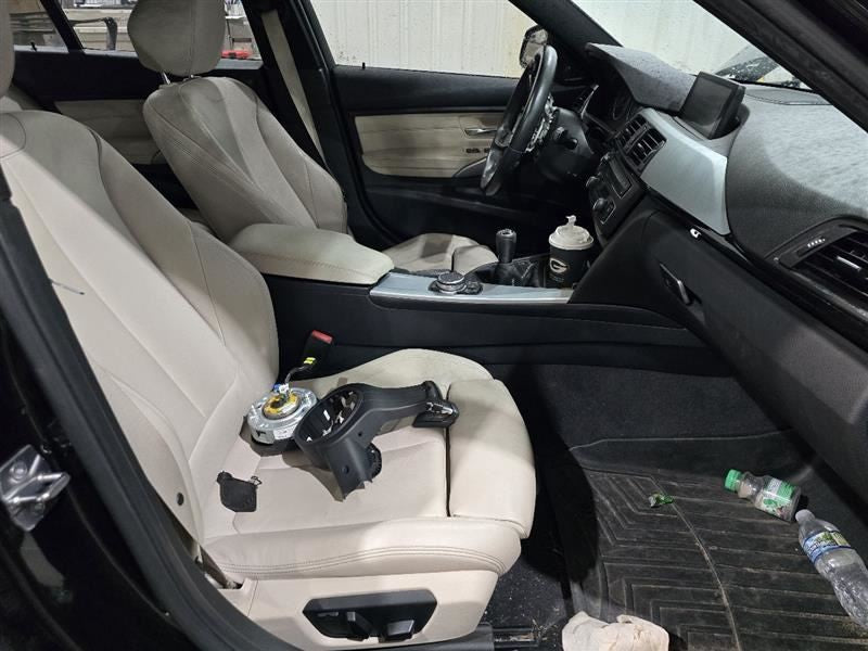 Seat Belt Front Bucket Passenger Buckle Fits 12-18 BMW 320i 604495