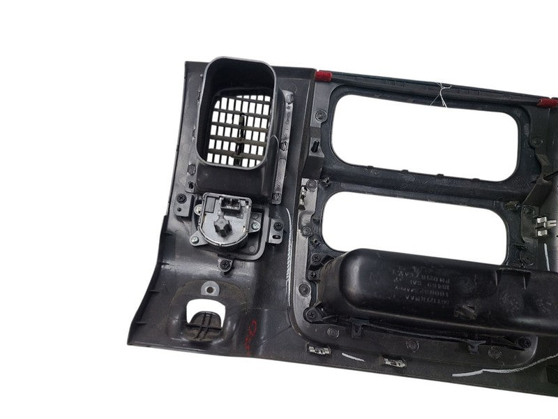 RAM2500   2004 Dash Bezel 653750