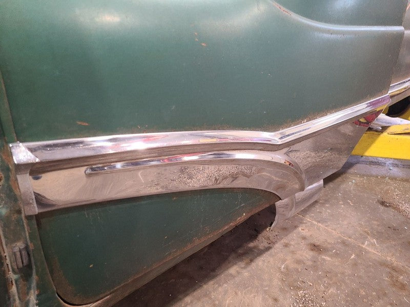 BUICK     1951 Door Moulding Rear 656446
