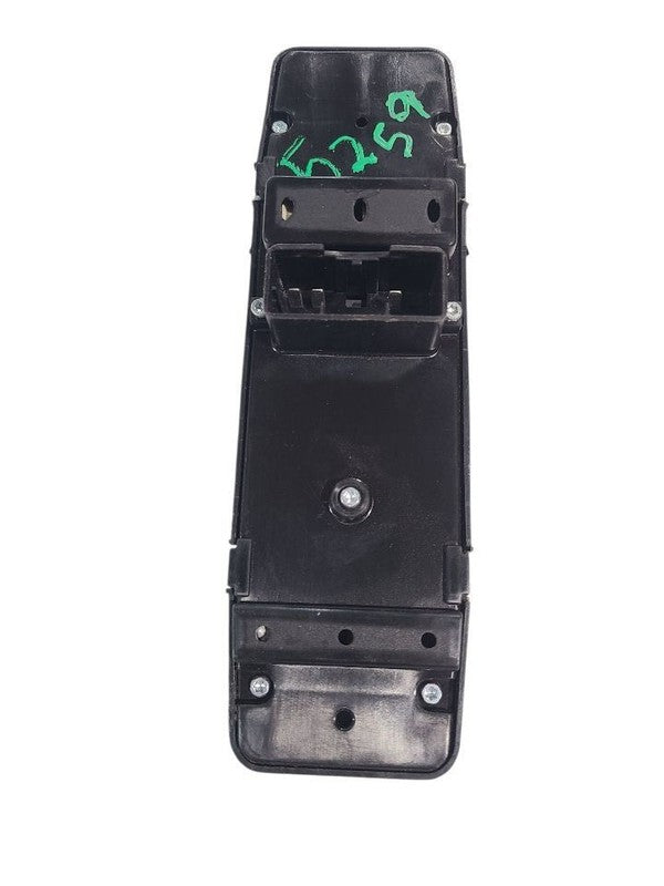RAM15NEW  2019 Front Door Switch 650018