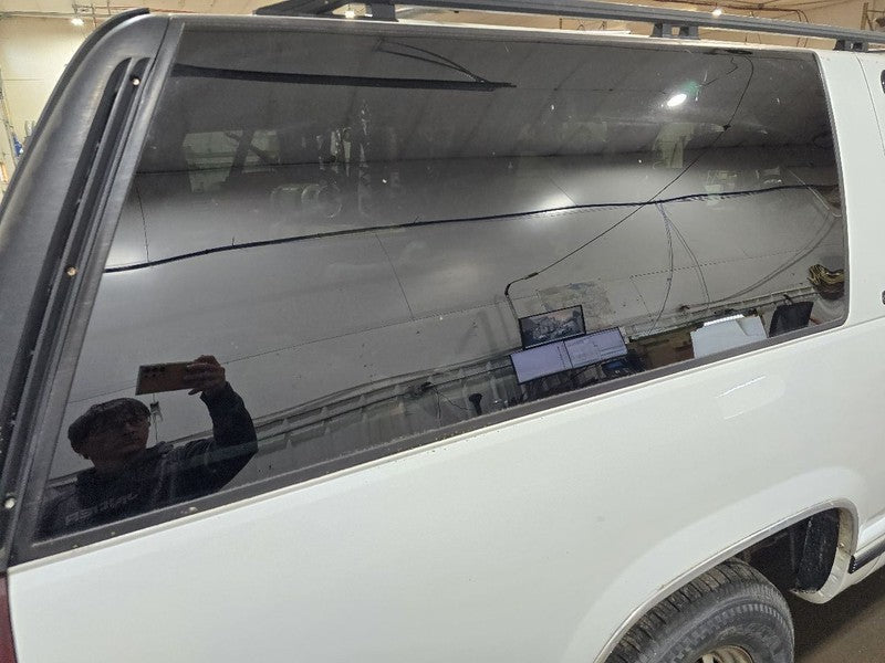 Passenger Right Quarter Glass With Privacy Tint Fits 92-99 SUBURBAN 15