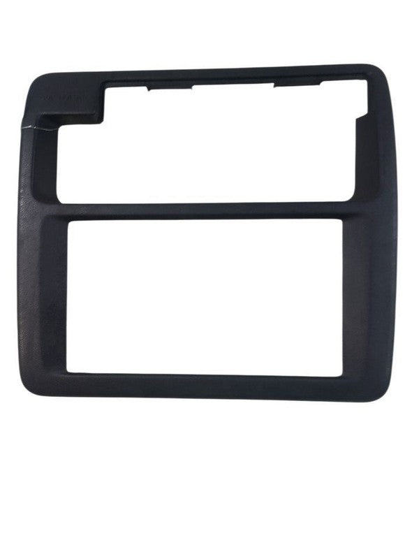 T100      1998 Dash Bezel 652975