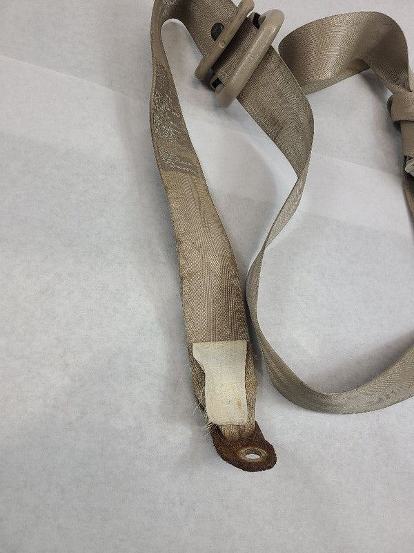 LX470     1999 Seat Belt Rear 605238