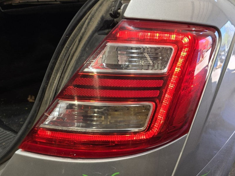 Passenger Tail Light Quarter Panel Mounted Fits 13-19 TAURUS 628038