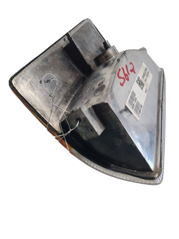 Driver Corner/Park Light Side Marker Fits 93-98 GRAND CHEROKEE 672504
