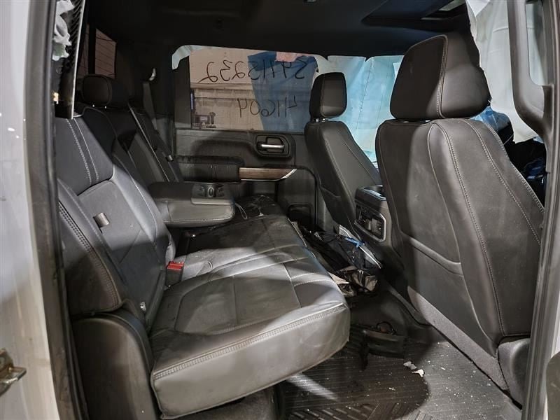 SILVRDO35 2020 Seat Belt Rear 615988