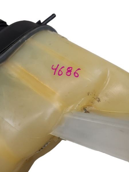 Coolant Reservoir Classic Style Fits 14-19 SIERRA 1500 PICKUP 590738