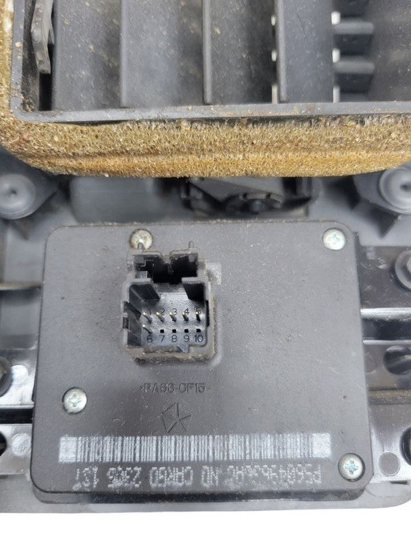 RAM2500   2006 Dash Bezel 672755