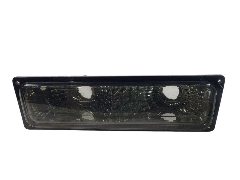 Passenger Corner/Park Light Fits 90-93 CHEVROLET 1500 PICKUP 630536