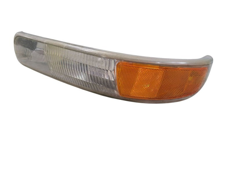 Driver Corner/Park Light Park Lamp-turn Signal Fits 00-06 SUBURBAN 150