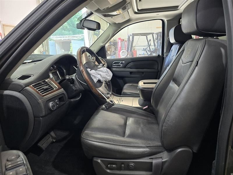 Passenger Corner/Park Light Fog-driving Fits 07-14 ESCALADE 597921