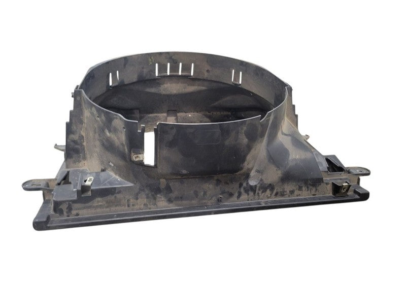 F250SD    2011 Radiator Shroud 667569