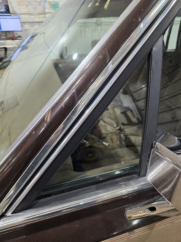 Driver Left Front Door Vent Glass Fits 80-89 LINCOLN & TOWN CAR 626708