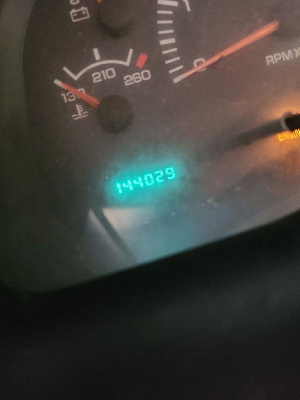 Driver Front Seat Quad Cab Fits 1999 RAM 2500 676955