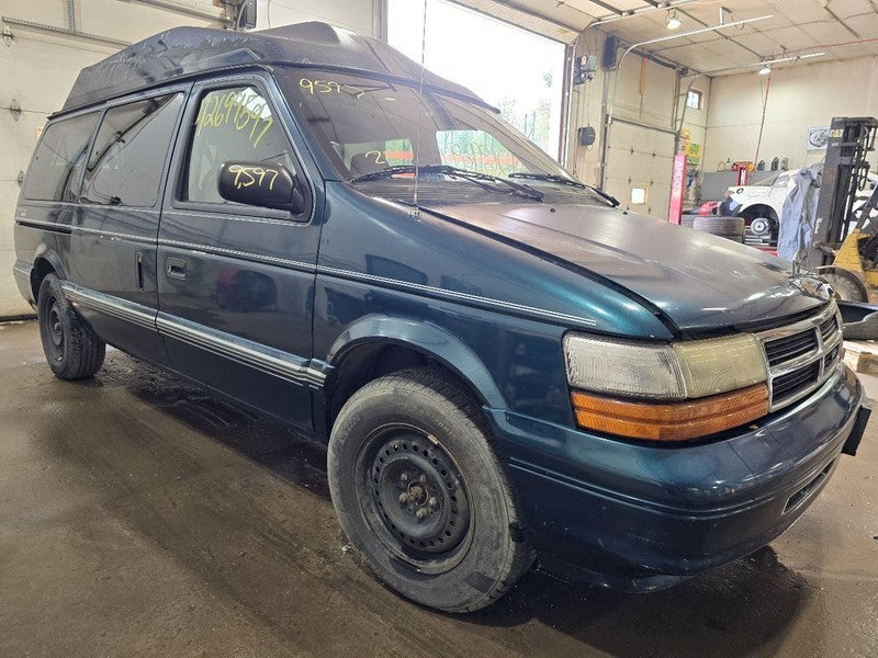 CARAVAN   1995 Seat Belt Front 642090