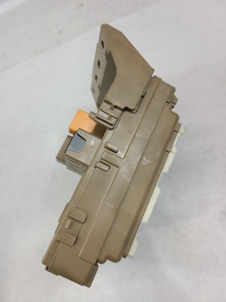 WRX       2022 Fuse Box Cabin 552101