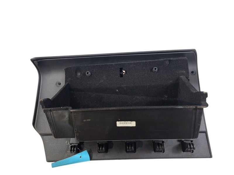 MKT       2012 Glove Box 643896