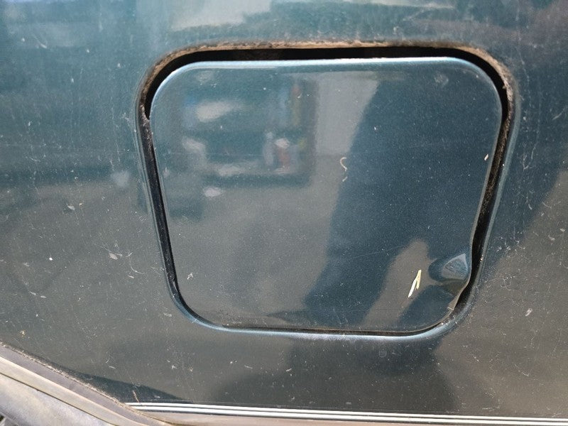 F150      1996 Fuel Filler Door 644175